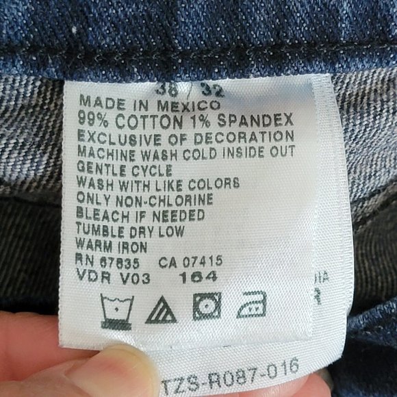 Nautica Jeans Mens 38x30* Blue Dark Wash Relaxed Straight Fit Distressed - Picture 14 of 16